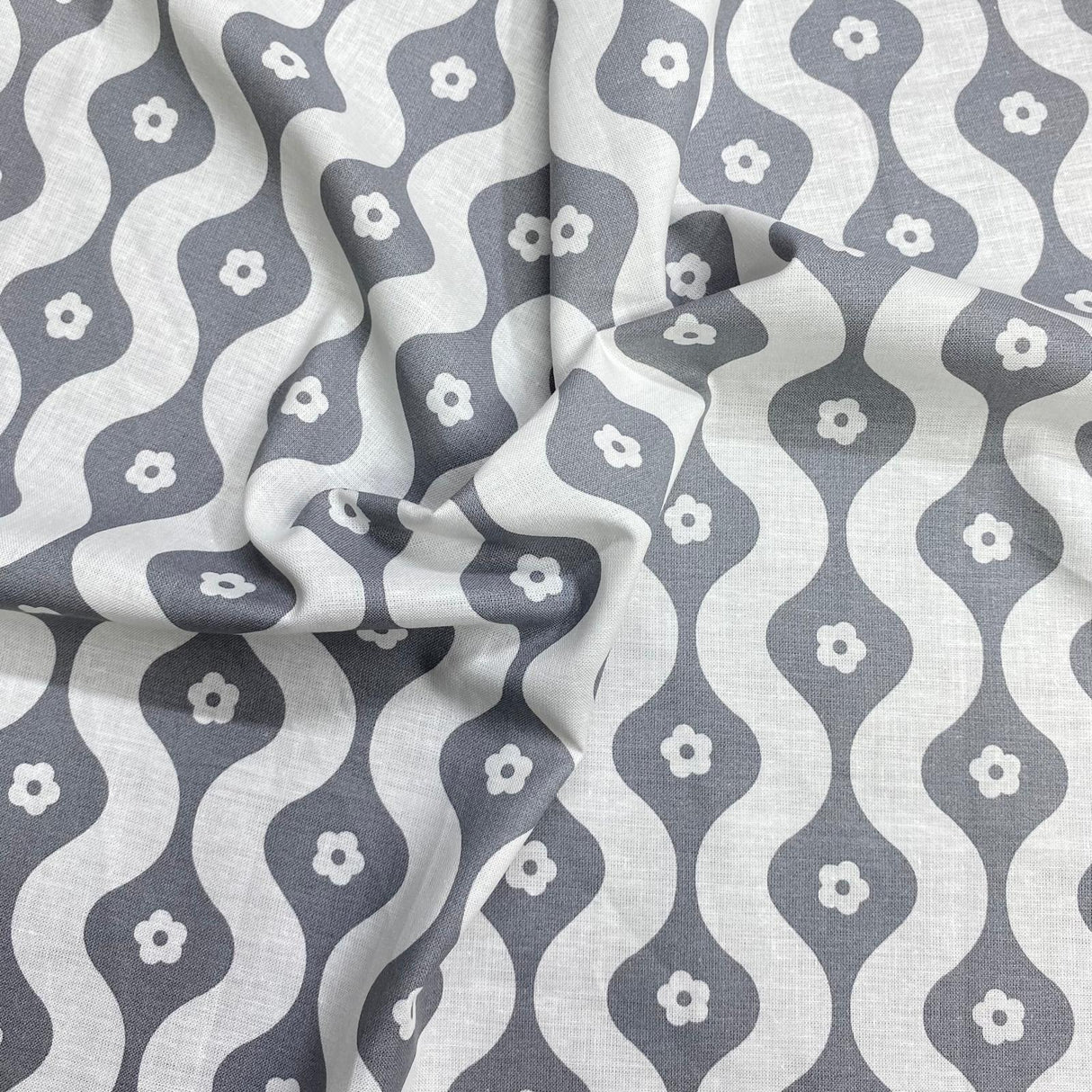 Pound A Metre Make Your Own: Fat Quarter Bundle (Design-7)