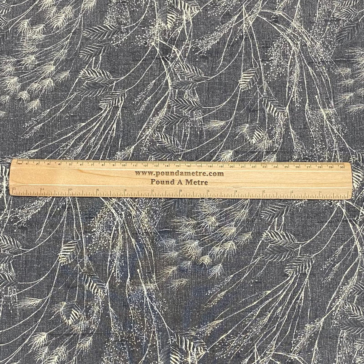 Pound A Metre Per Metres Per Metre 100% Digital Cotton Print - (Book)