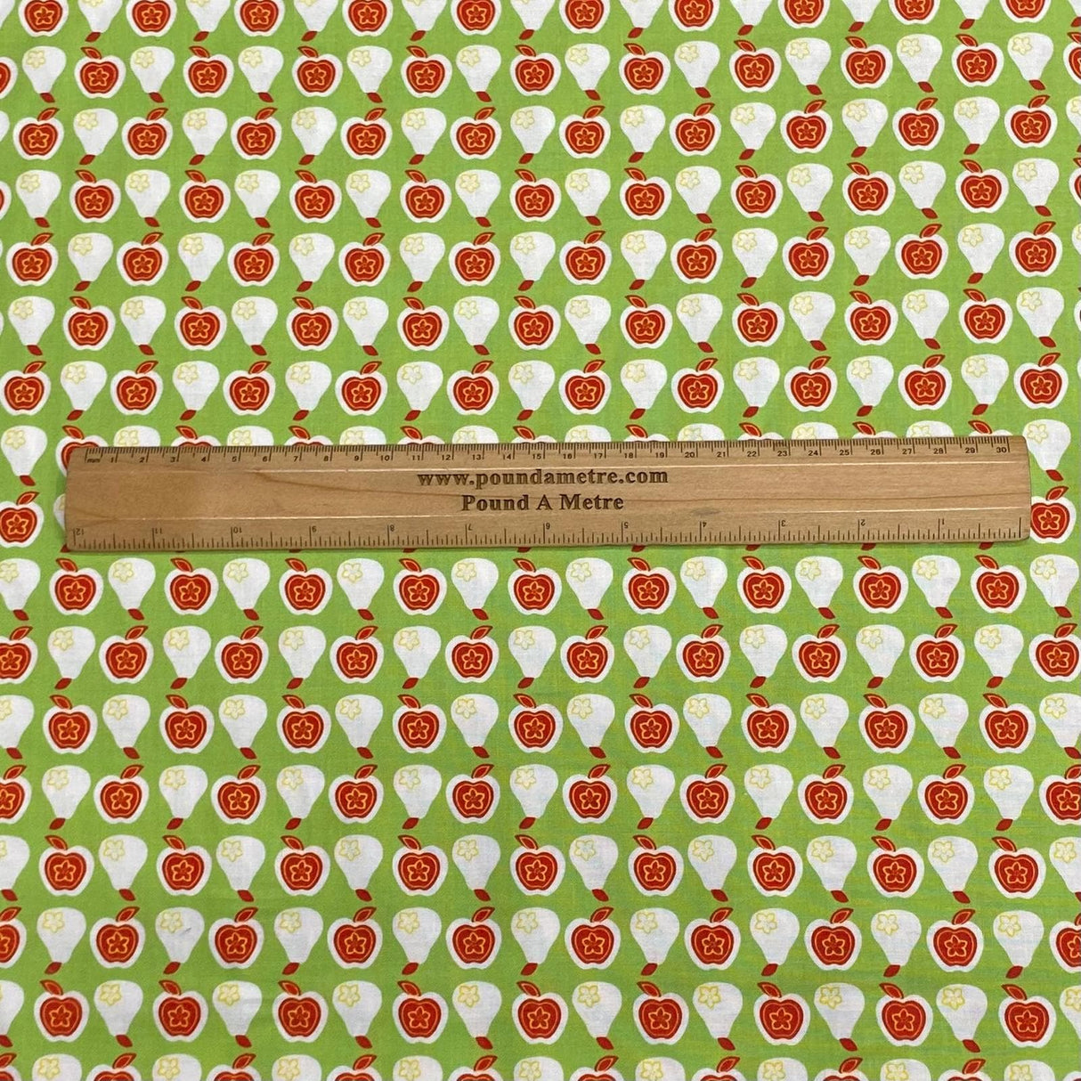 Pound A Metre Per Metre Per Metre Beautiful Digitally Printed 100% Cotton- 45" Wide (Apple) (Cotton-Deal)