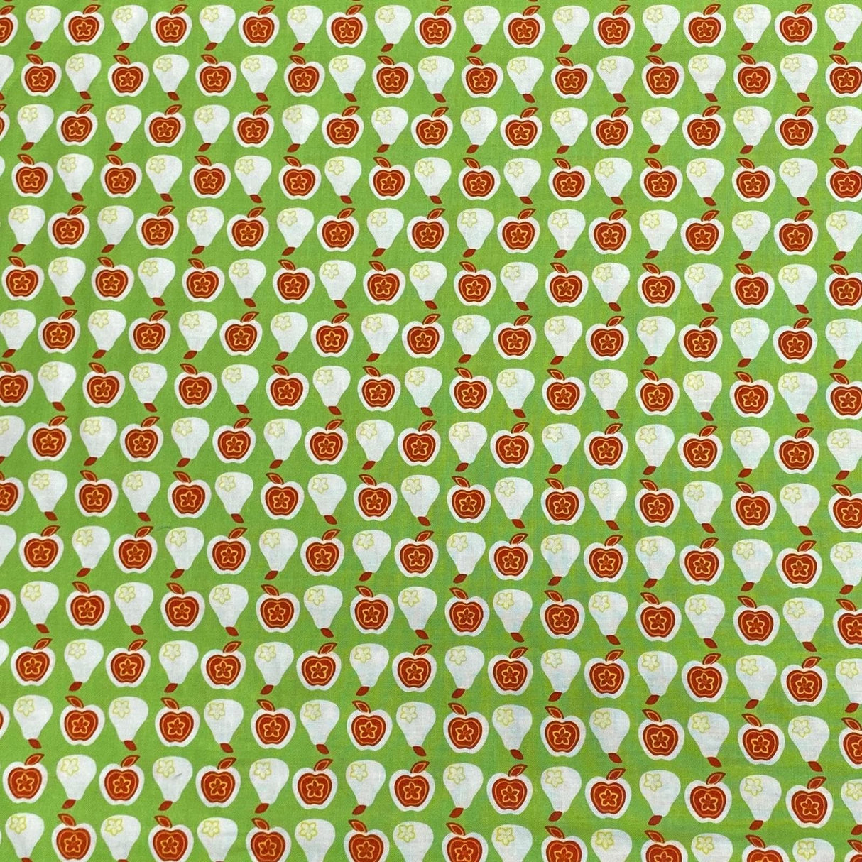 Pound A Metre Per Metre Per Metre Beautiful Digitally Printed 100% Cotton- 45" Wide (Apple) (Cotton-Deal)