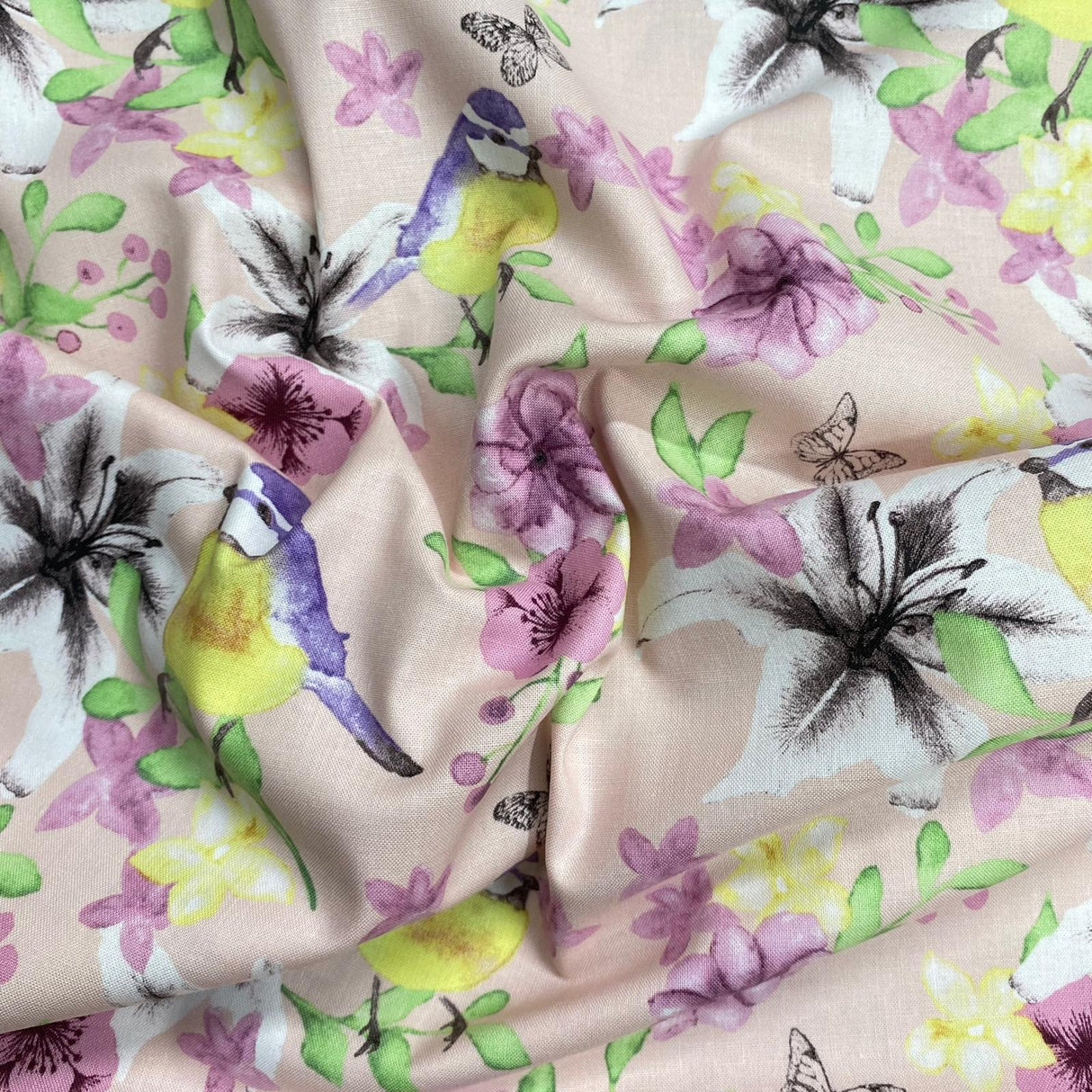 Pound A Metre Per Metre Per Metre Beautiful Digitally Printed 100% Cotton- 45" Wide (Birds)