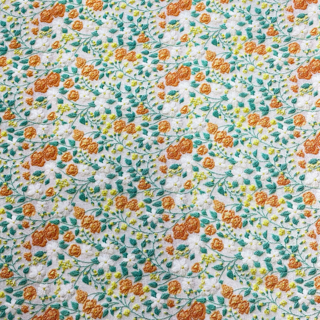 Pound A Metre Per Metre Per Metre Beautiful Digitally Printed 100% Cotton- 45" Wide (Bloom)