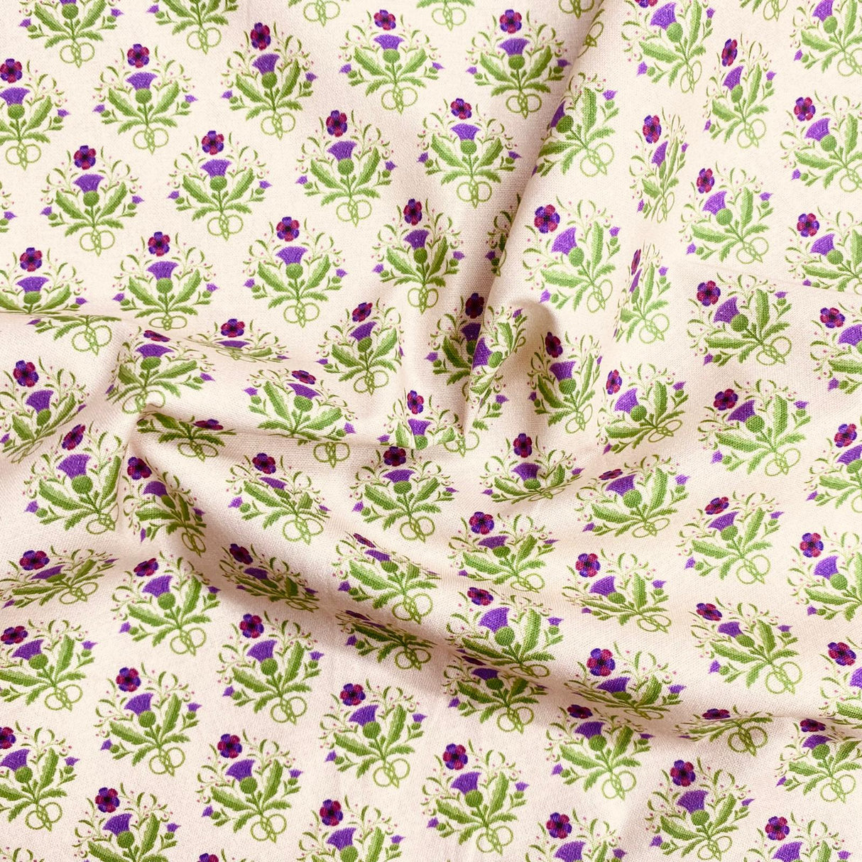 Pound A Metre Per Metre Per Metre Beautiful Digitally Printed 100% Cotton- 45" Wide (Deal 17) (Cotton-Deal)