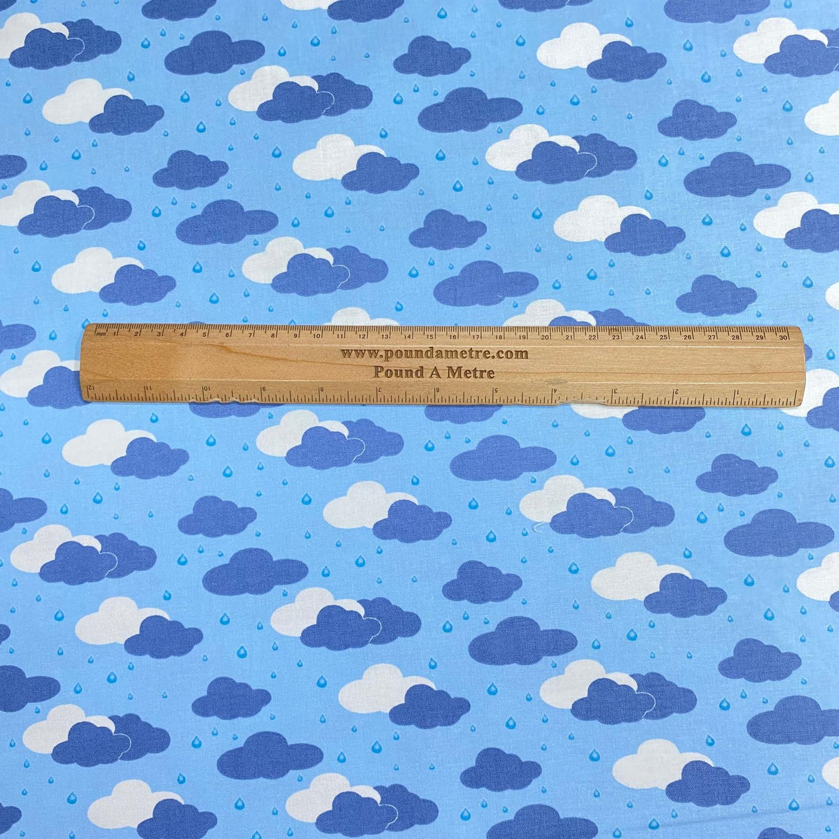 Pound A Metre Per Metre Per Metre Beautiful Digitally Printed 100% Cotton- 45" Wide (Deal 21) (Cotton-Deal)