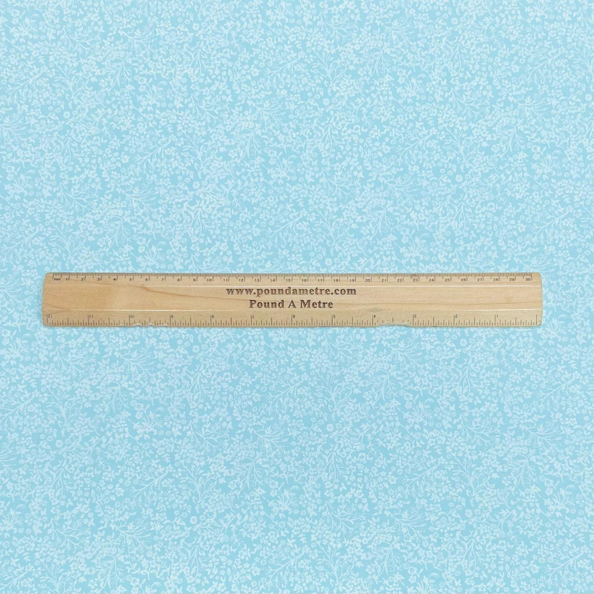 Pound A Metre Per Metre Per Metre Beautiful Digitally Printed 100% Cotton- 45" Wide (Deal 27) (Cotton-Deal)