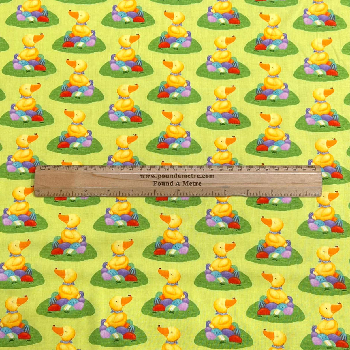 Pound A Metre Per Metre Per Metre Beautiful Digitally Printed 100% Cotton- 45" Wide (Deal 37) (Cotton-Deal)