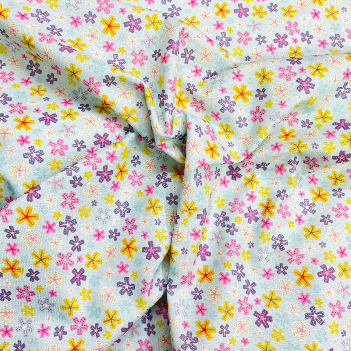 Pound A Metre Per Metre Per Metre Beautiful Digitally Printed 100% Cotton- 45" Wide (Deal 42) (Cotton-Deal)