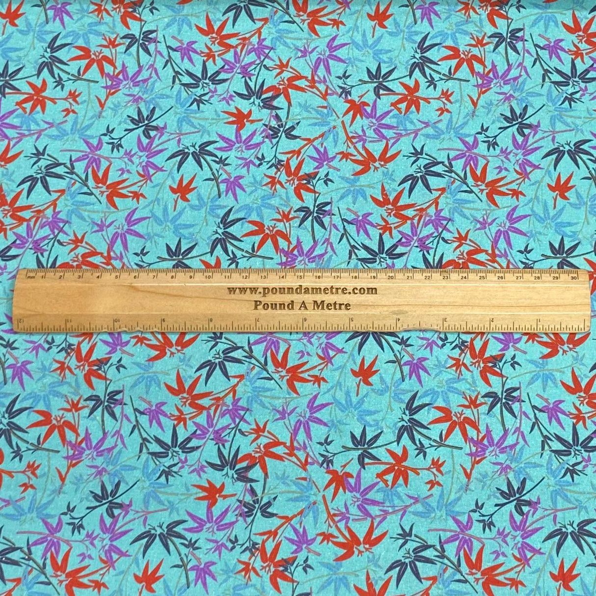 Pound A Metre Per Metre Per Metre Beautiful Digitally Printed 100% Cotton- 45" Wide (Deal 56) (Cotton-Deal)