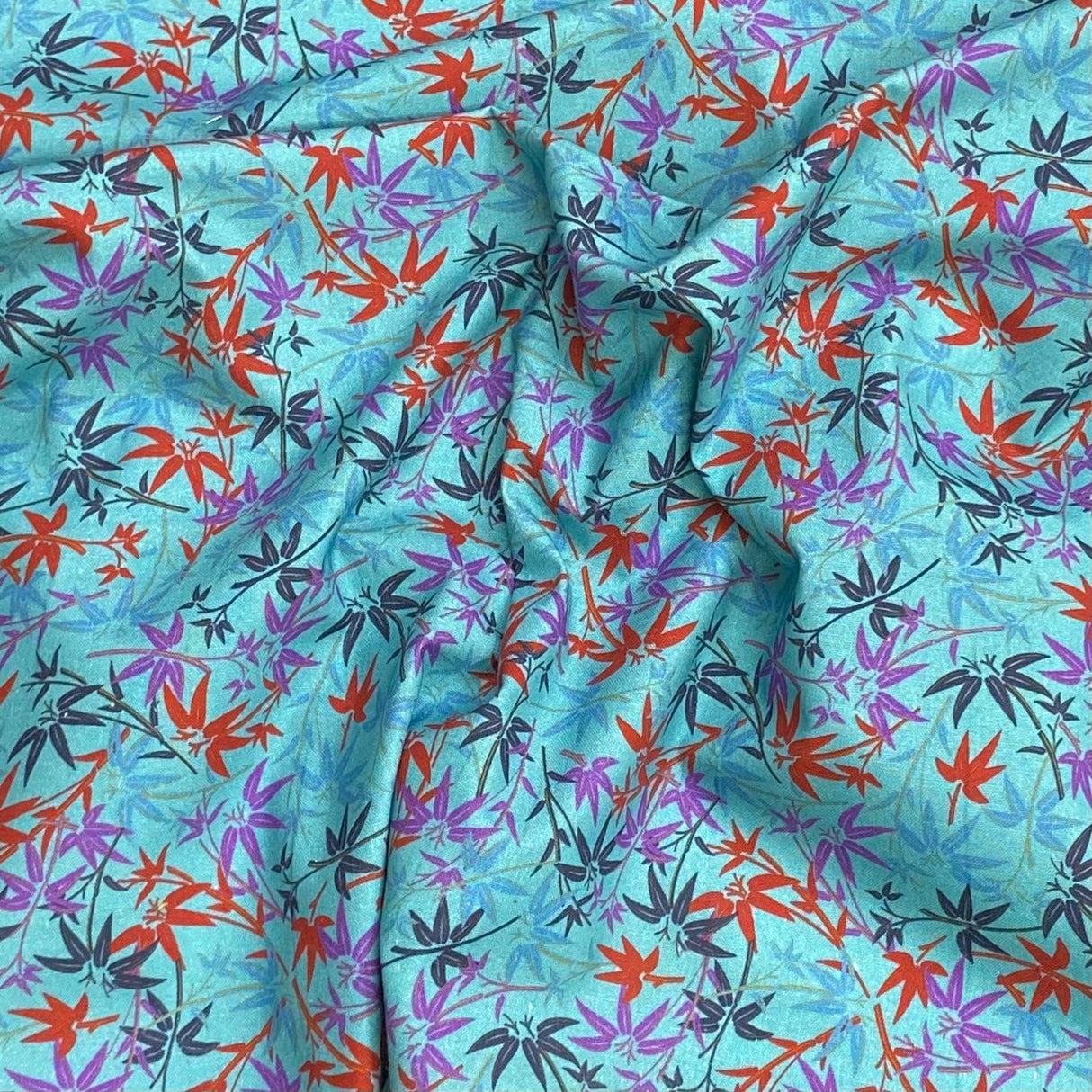 Pound A Metre Per Metre Per Metre Beautiful Digitally Printed 100% Cotton- 45" Wide (Deal 56) (Cotton-Deal)