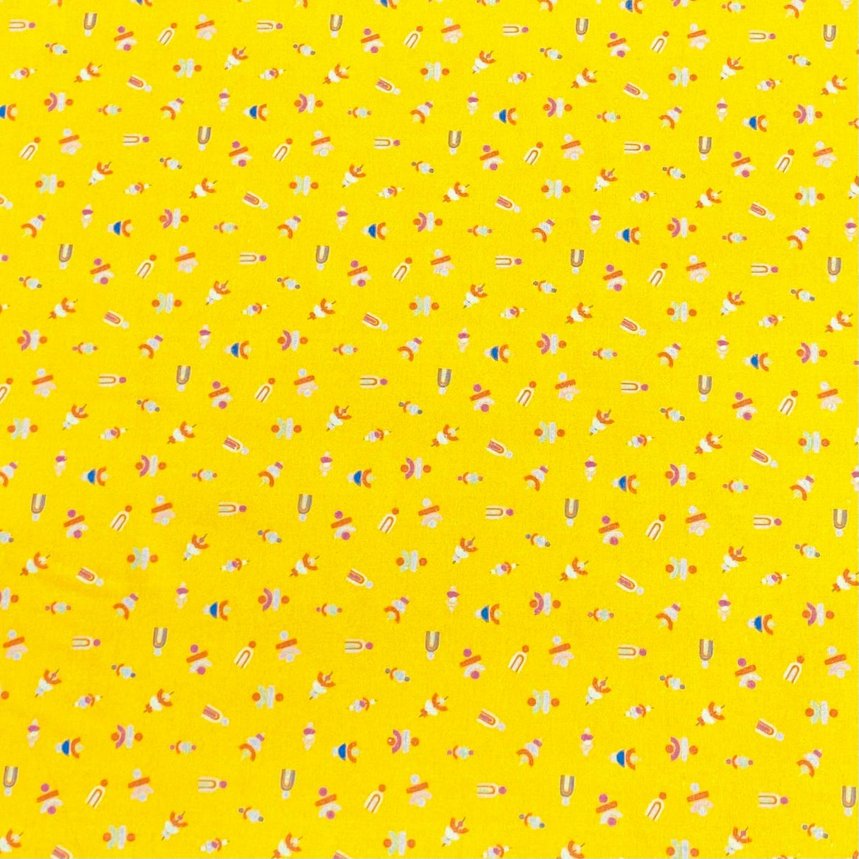 Pound A Metre Per Metre Per Metre Beautiful Digitally Printed 100% Cotton- 45" Wide (Deal 58) (Cotton-Deal)