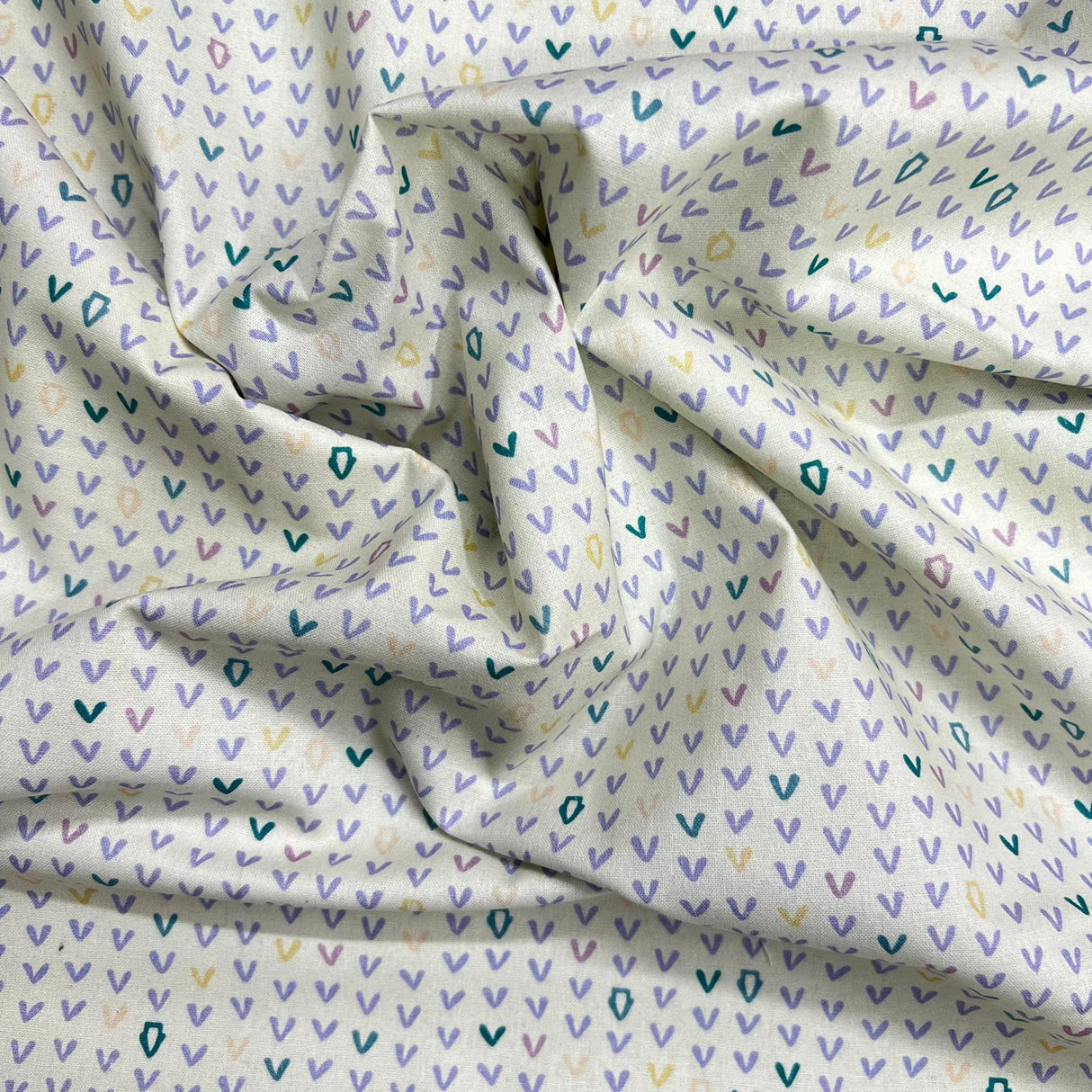 Pound A Metre Per Metre Per Metre Beautiful Digitally Printed 100% Cotton- 45" Wide (Deal 70) (Cotton-Deal)