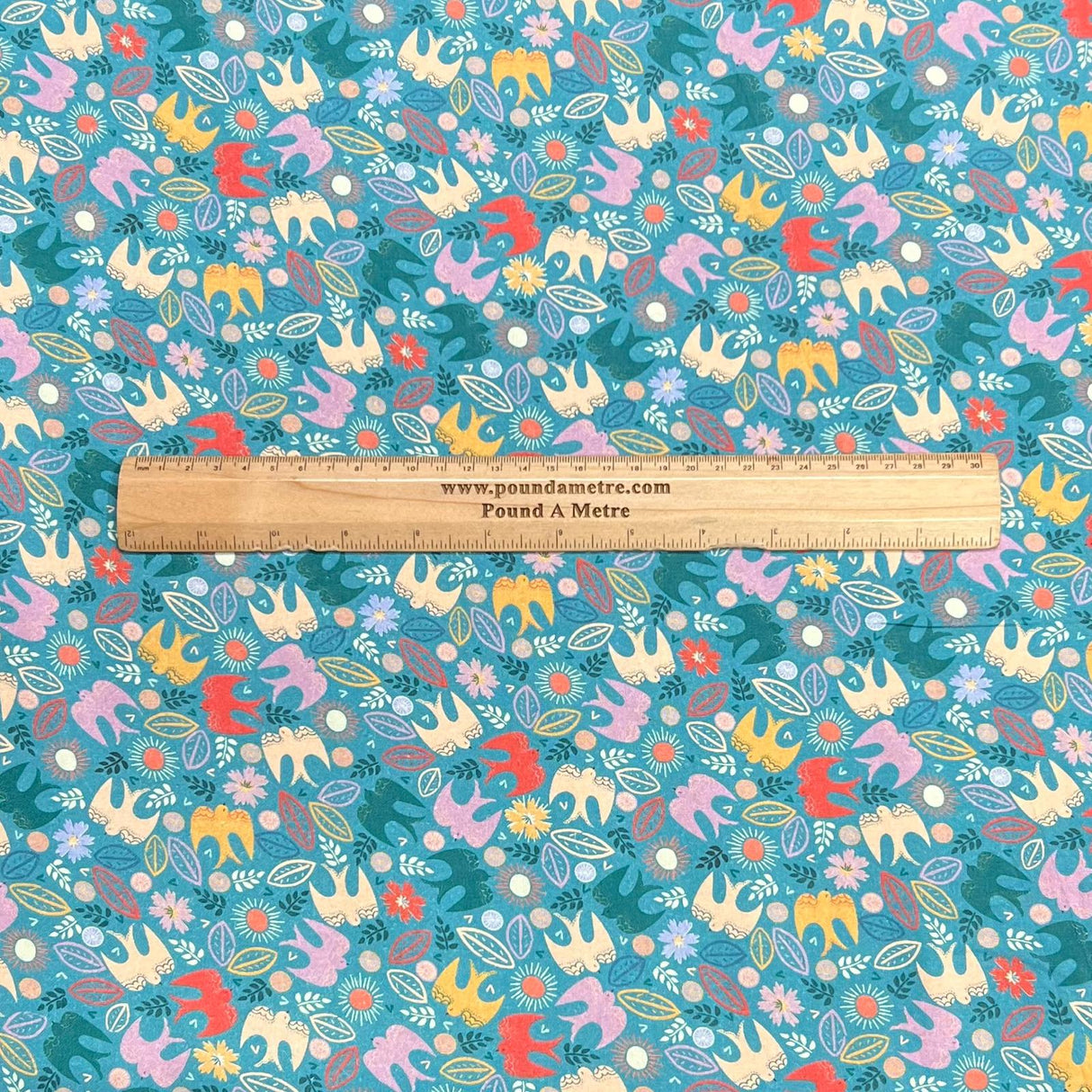 Pound A Metre Per Metre Per Metre Beautiful Digitally Printed 100% Cotton- 45" Wide (Deal 71) (Cotton-Deal)
