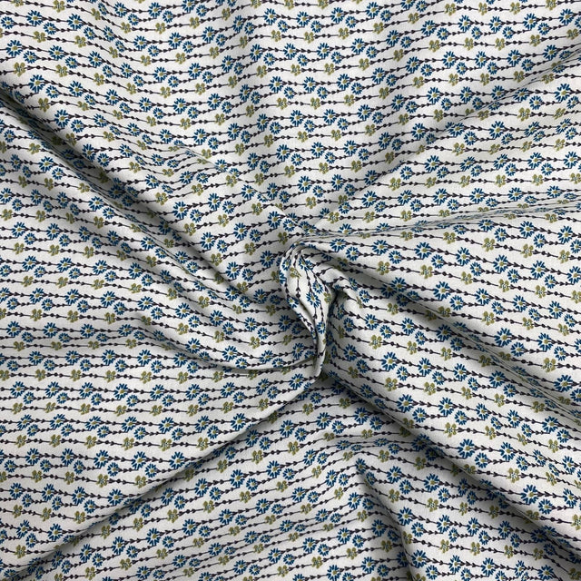 Pound A Metre Per Metre Per Metre Beautiful Digitally Printed 100% Cotton- 45" Wide (Flower)