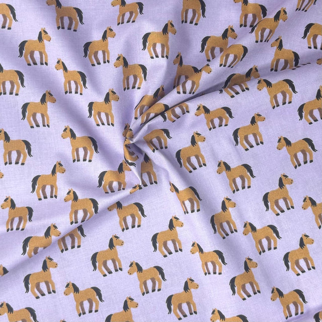 Pound A Metre Per Metre Per Metre Beautiful Digitally Printed 100% Cotton- 45" Wide (Lilac Horse)