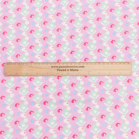 Pound A Metre Per Metre Per Metre Beautiful Digitally Printed 100% Cotton- 45" Wide (Pink Bottle) (Cotton-Deal)
