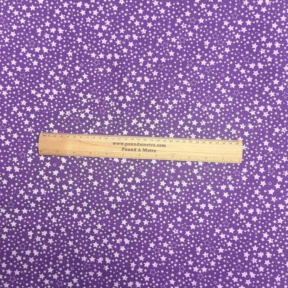 Pound A Metre Per Metre Per Metre Beautiful Digitally Printed 100% Cotton- 45" Wide (Purple Stars)