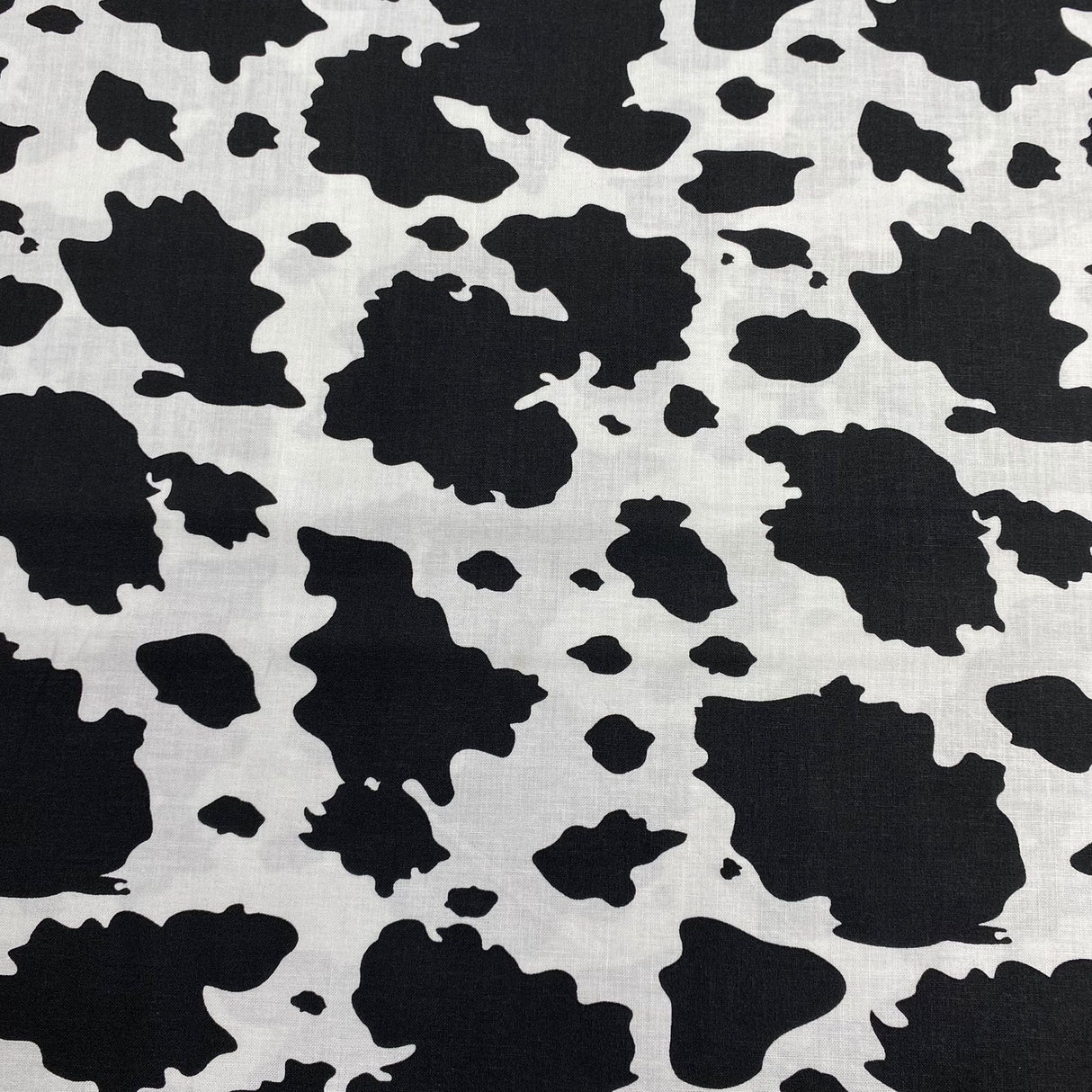 Pound A Metre Per Metre Per Metre Digitally Printed 100% Cotton- 45" Wide (Cow)