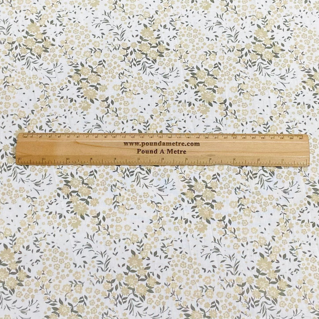 Pound A Metre Per Metre Per Metre Digitally Printed 100% Cotton- 45" Wide (Roots)