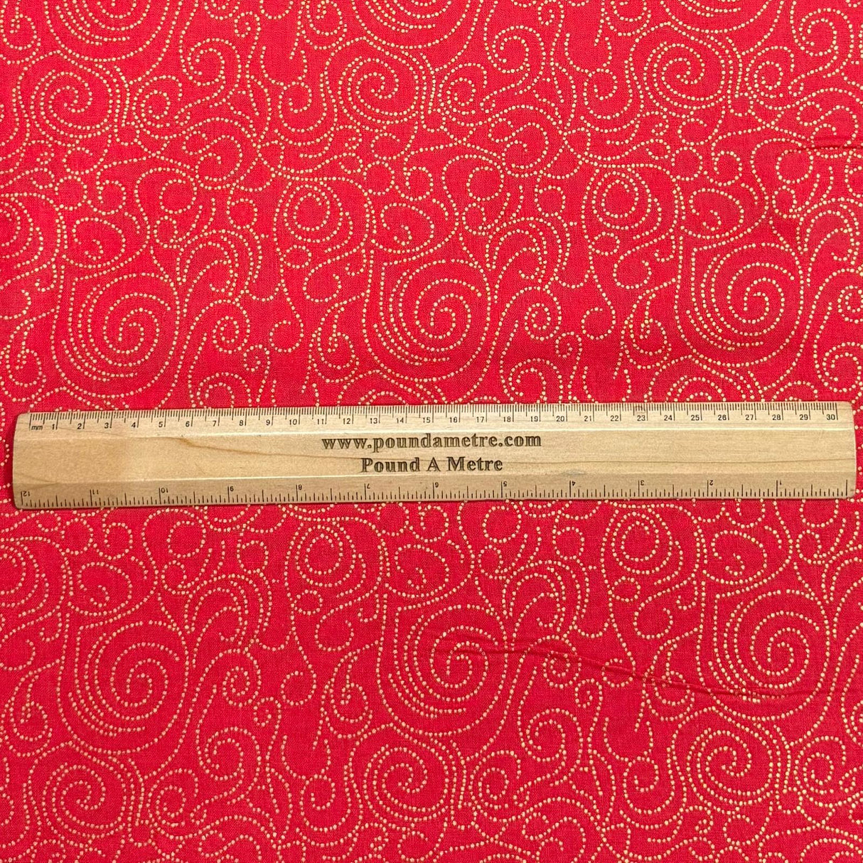 Pound A Metre Per Metre Per Metre Digitally Printed Gold Foil Christmas 100% Cotton- 45" Wide (Red Swirl)
