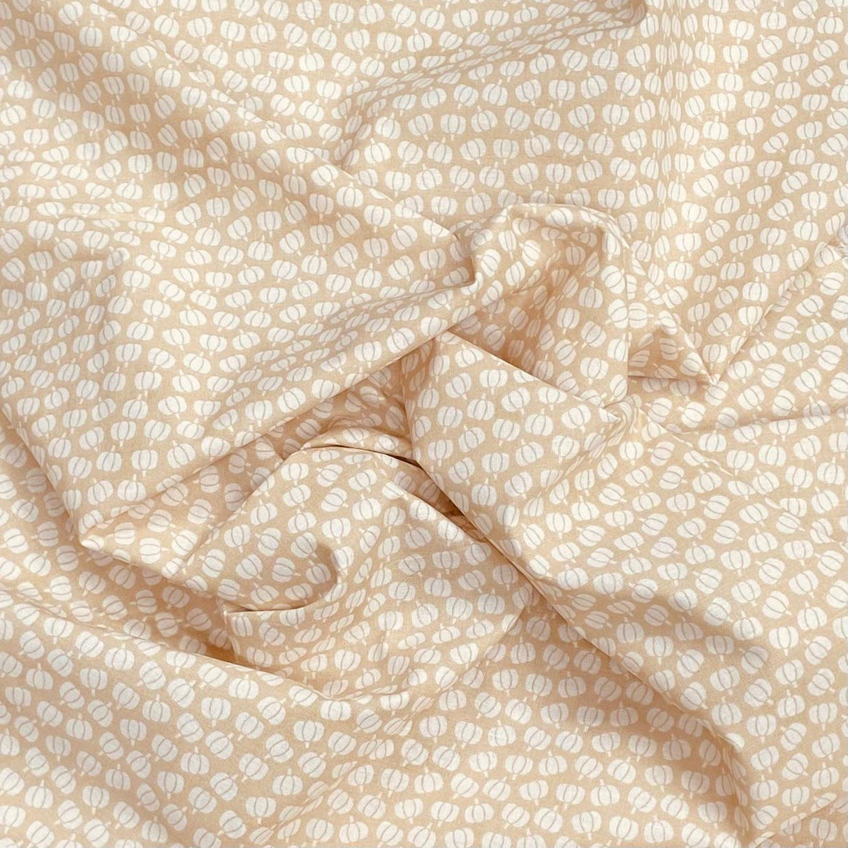 Pound A Metre Per Metre Per Metre Digitally Printed  Halloween 100% Cotton- 45" Wide (Beige Pumpkin)