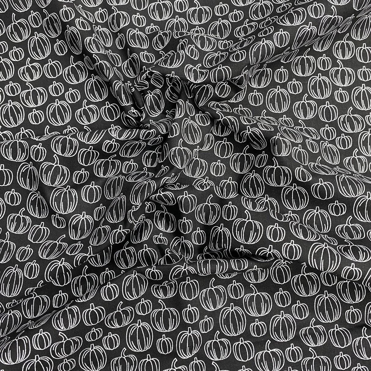 Pound A Metre Per Metre Per Metre Digitally Printed  Halloween 100% Cotton- 45" Wide (Black Pumpkin)
