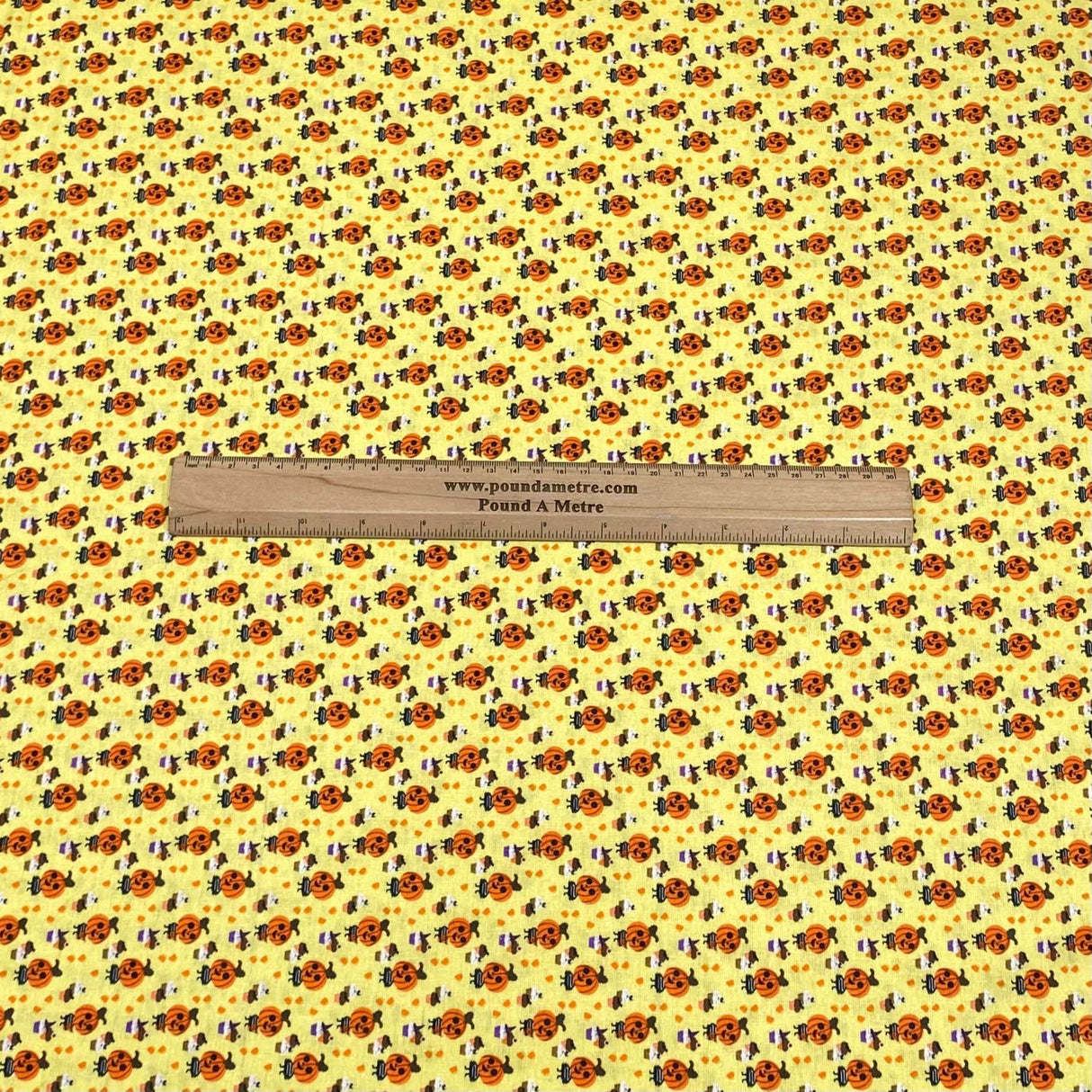 Pound A Metre Per Metre Per Metre Digitally Printed Halloween 100% Cotton- 45" Wide (Pumpkin)