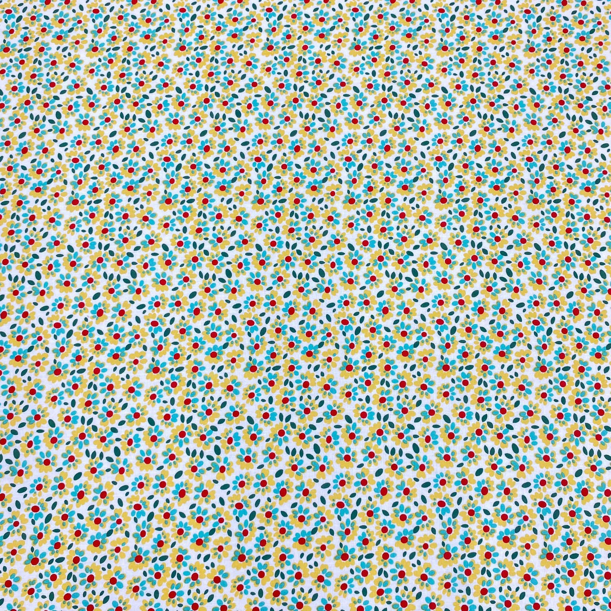 Pound A Metre Per Metre Luxury Dressmaking 100% Cotton Lawn- 60" (Small Flowers)