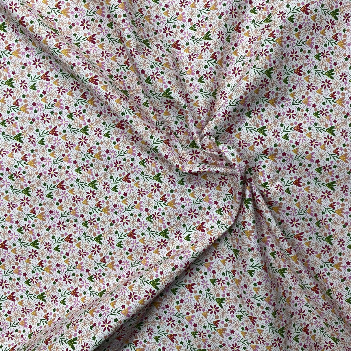 Pound A Metre Per Metre Luxury Printed Cotton – 45" Wide- (Garden) (EOL)