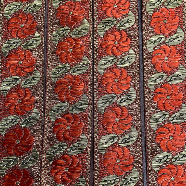 Pound A Metre Per Metre, Metallic Trimming, 25mm Wide (Red Floral)