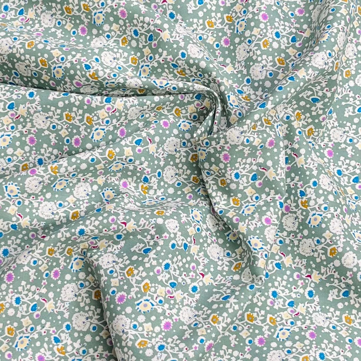 Pound A Metre Per Metre Premium Digital Cotton 45'' Wide (Multi Flower)