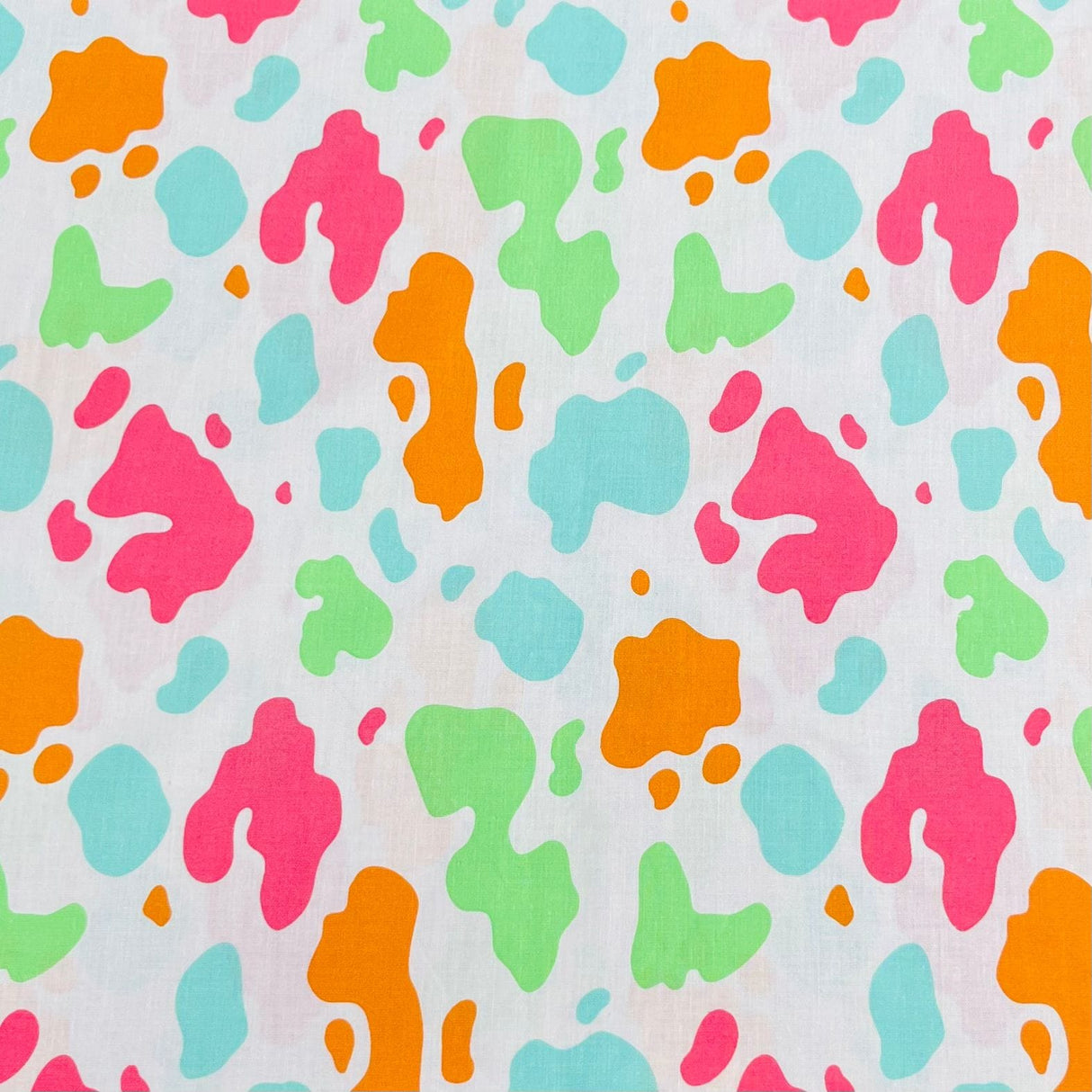 Pound A Metre Per Metre Premium Digital Cotton 45'' Wide (Paint Splash)