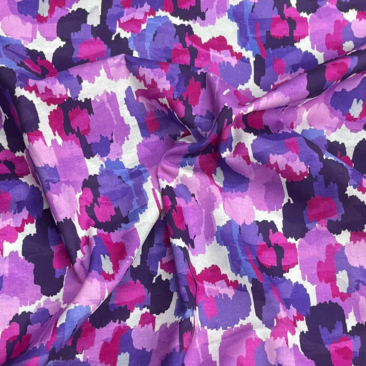 Pound A Metre Per Metre Premium Digital Cotton 45'' Wide (Paint Splash)