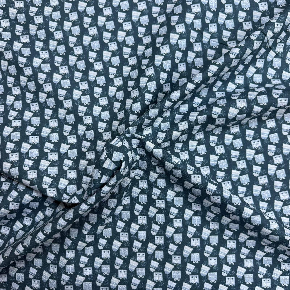 Pound A Metre Per Metre Premium Digital Printed Cotton 45'' Wide (Gifts)