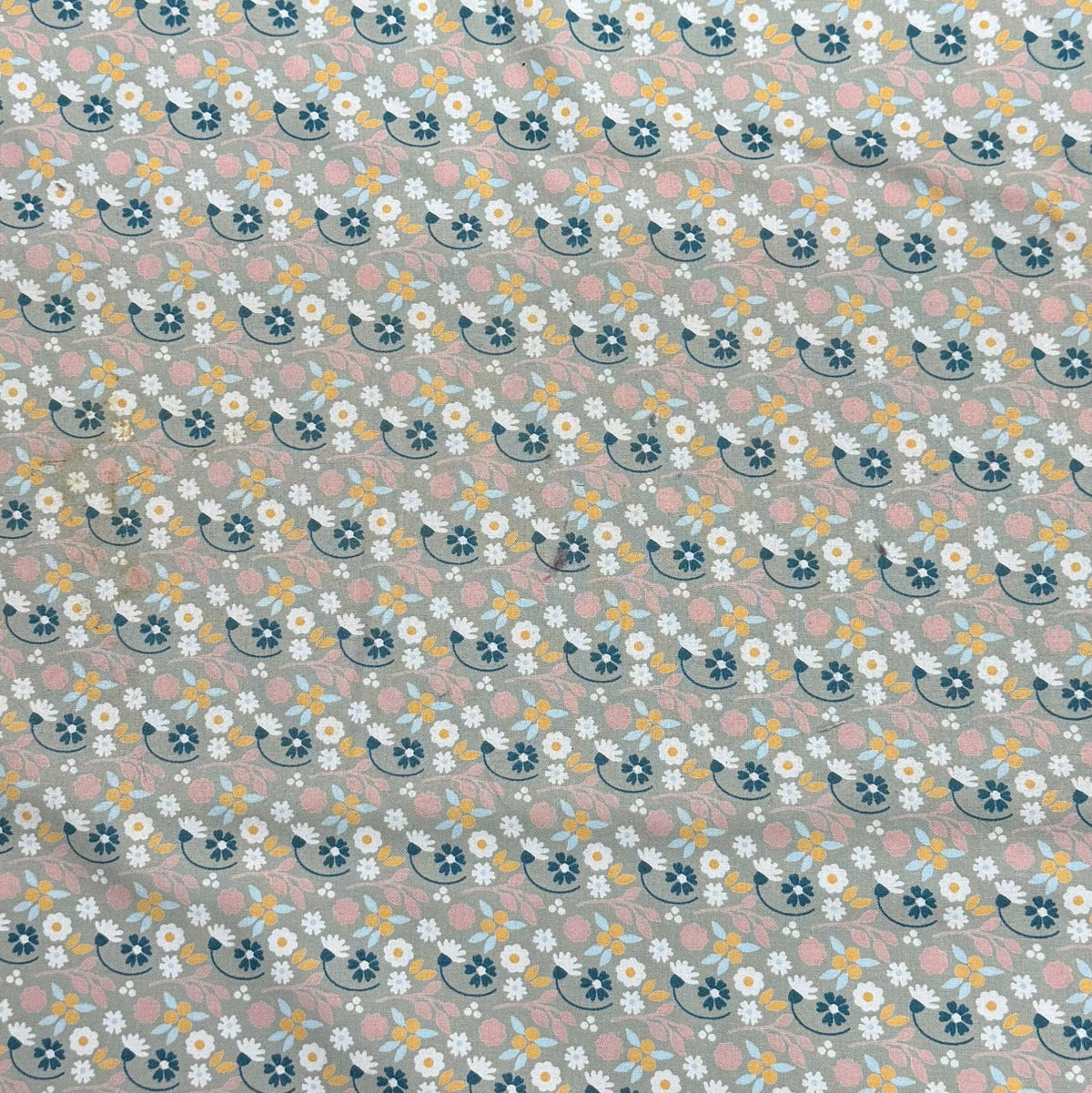Pound A Metre Per Metre Premium Digital Printed Cotton 45'' Wide (Winter Garden)