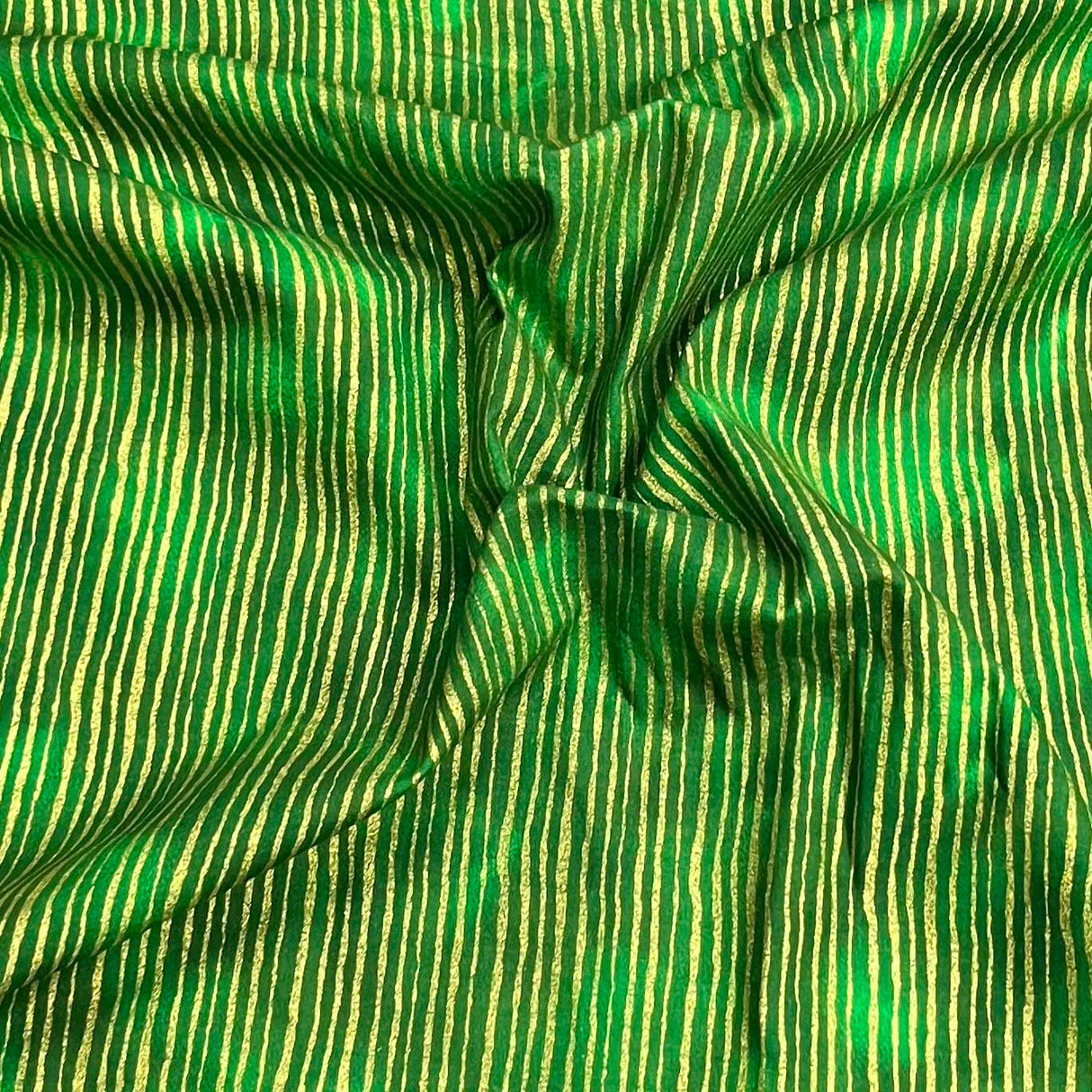 Pound A Metre Per Metre Premium Gold Foil Cotton 45'' Wide (Green & Gold)