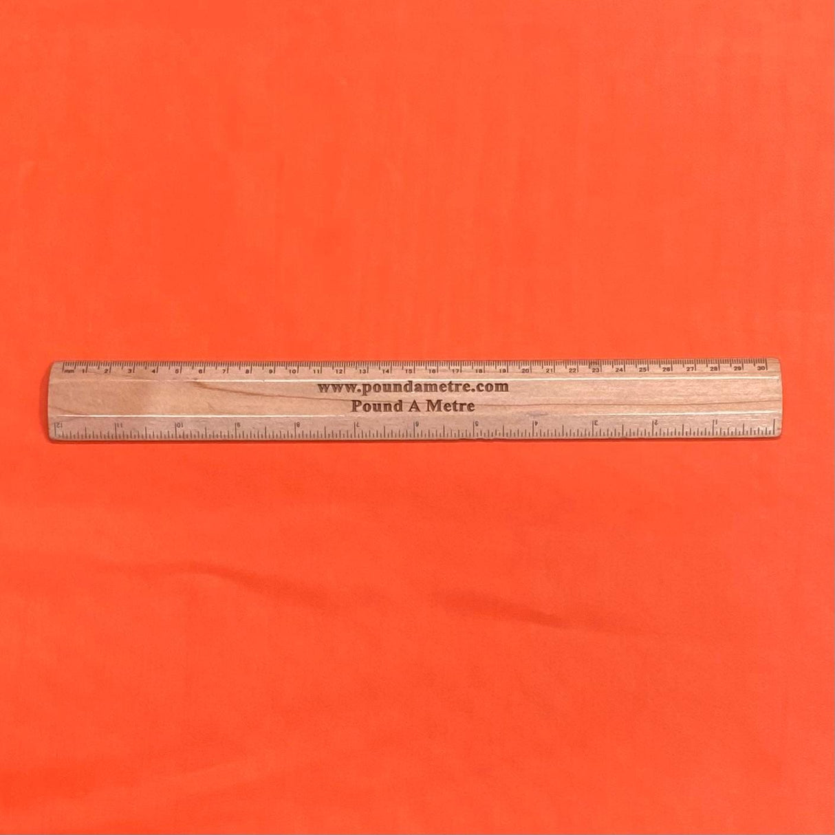 Pound A Metre Per Metre Per Metre Profession Quality Acetate Lining 60" Wide ()