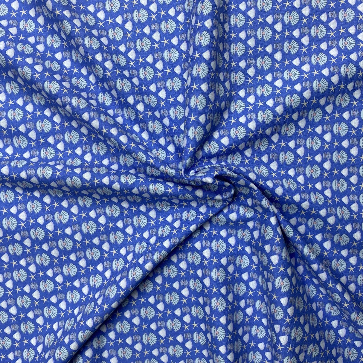 Pound A Metre Per Metres Luxury Printed Cotton – 45" Wide- (Sea Shell) (EOL)