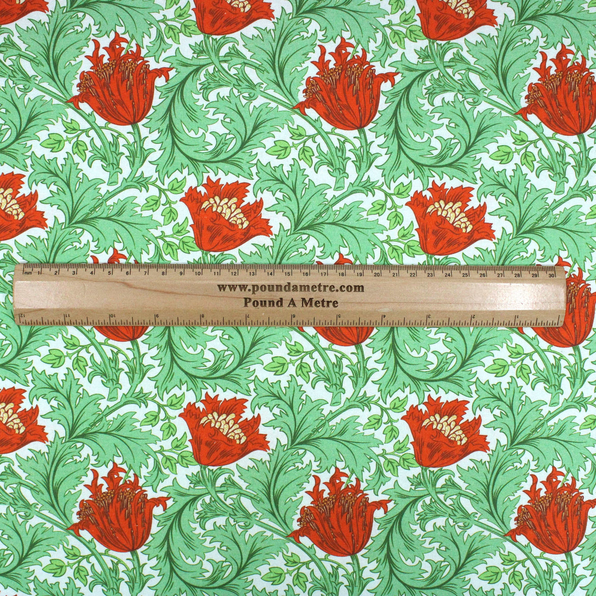 Pound A Metre Full Metre Premium Printed Cotton- William Morris- 45" Wide (Roses)