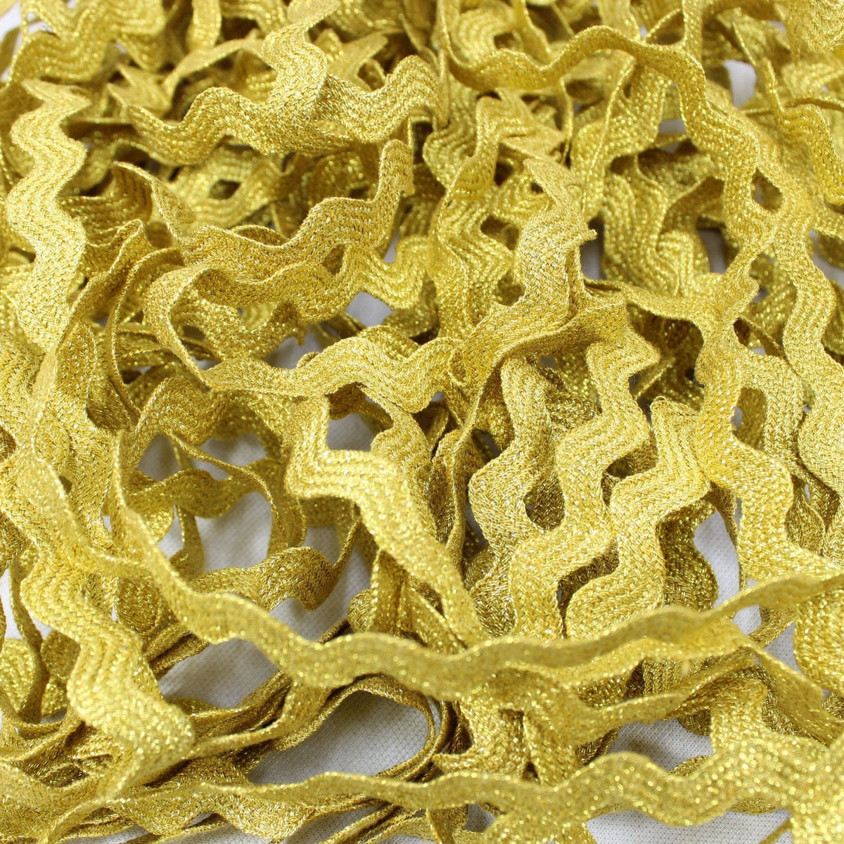 18 Metre RIC RAC Lace Trimming - GOLD – Pound A Metre