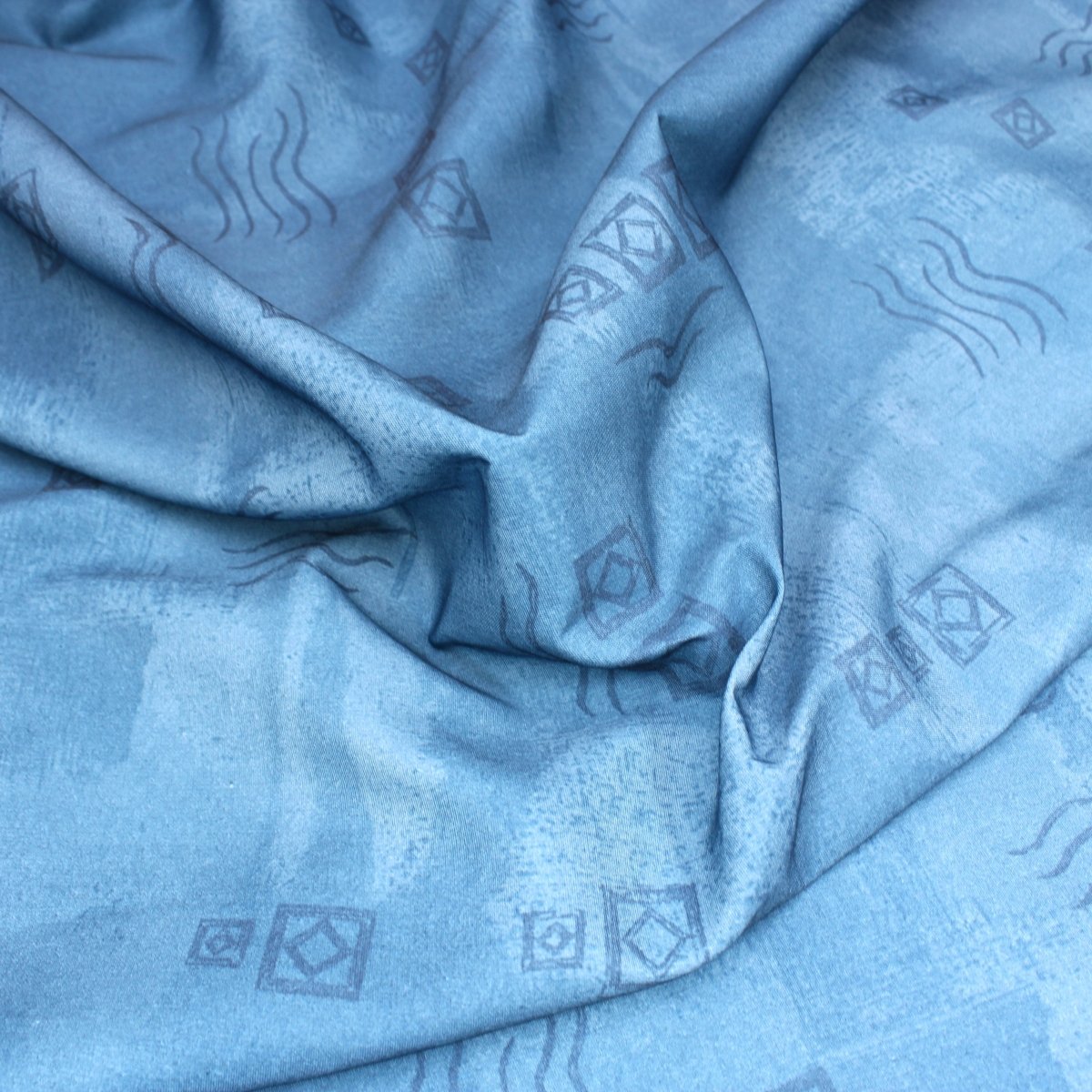 3 Metre Heavy Cotton Blend Furnishing Patterned Fabric 94" Wide Ocean Blue - Pound A Metre