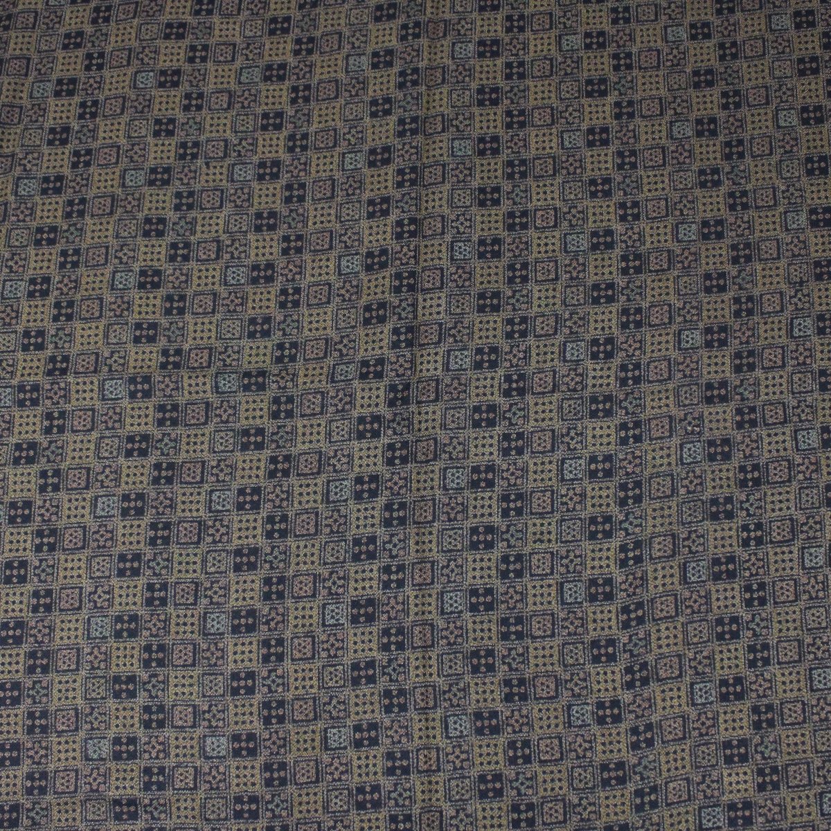 3 Metres Retro Dress-Rayon 45" Wide Antique Brown - Pound A Metre