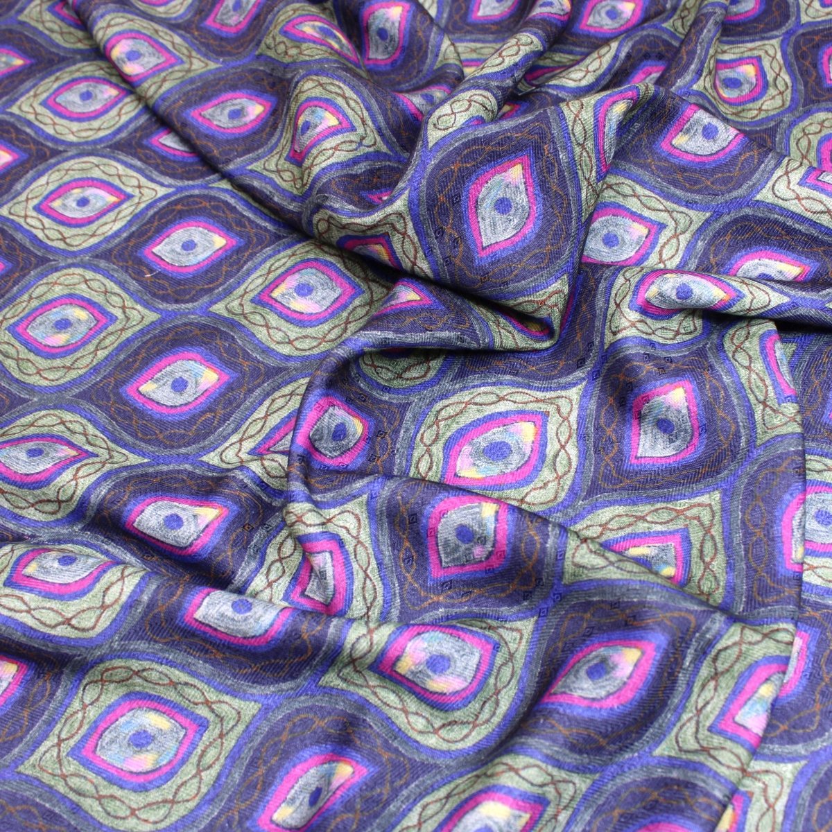 3 Metres Soft Floral Cashmere Effect Fabric - 45" Wide Navy Blue - Pound A Metre