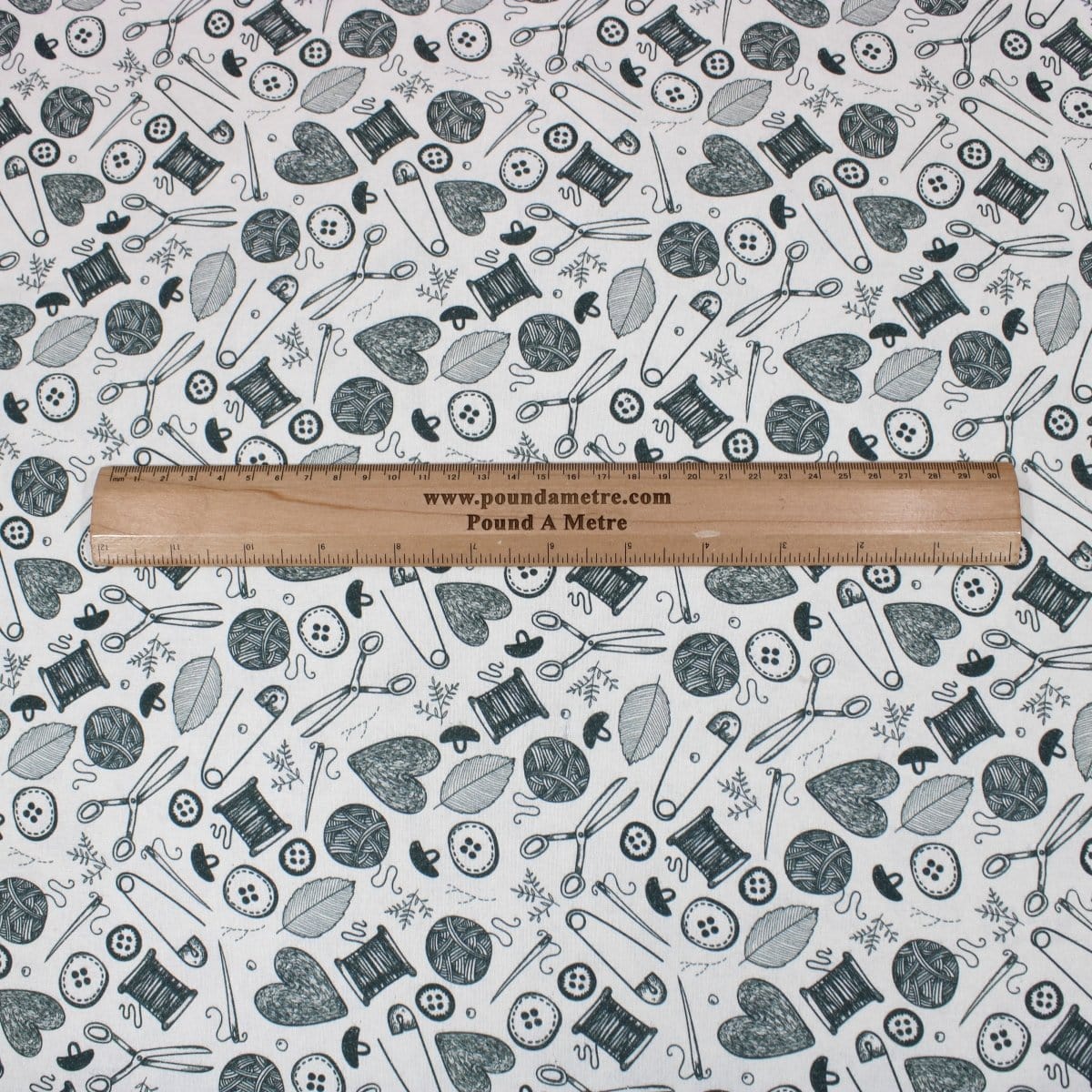Pound A Metre Per Metre Per Metre Digitally Printed 100% Cotton- 45" Wide (Autumn Sewing)